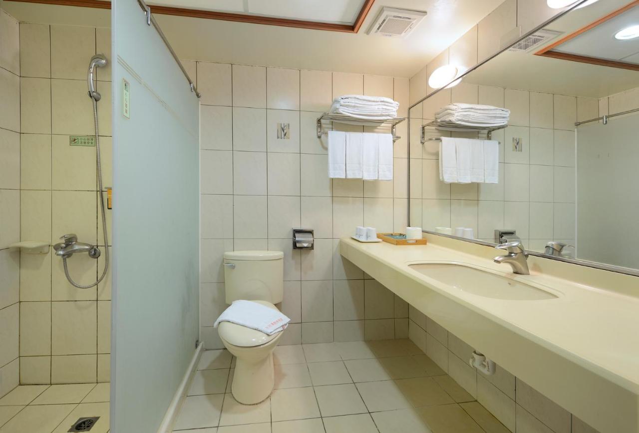 Sun Moon Lake Teachers' Hostel يوشيه المظهر الخارجي الصورة